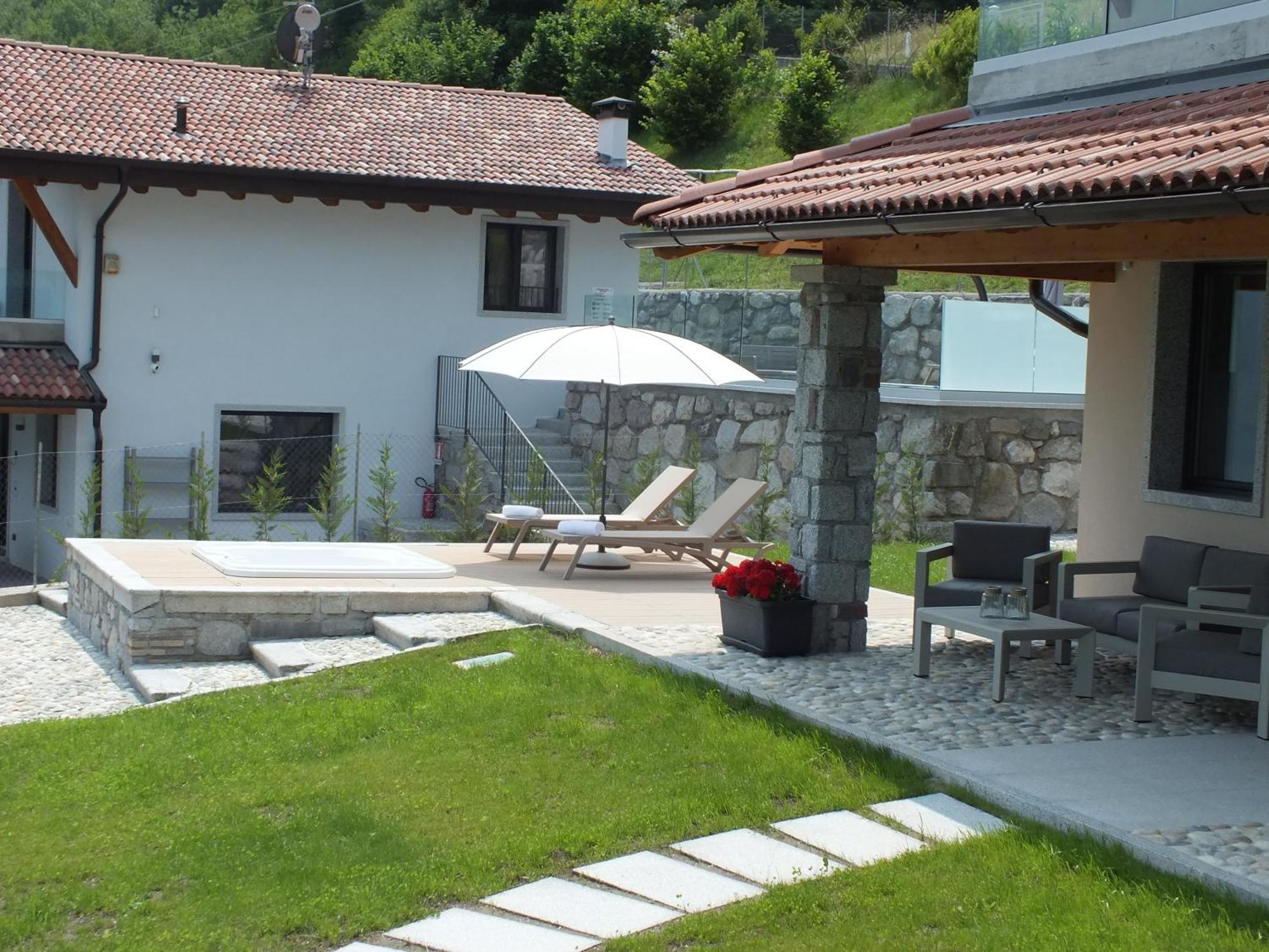 Rocca D'Anfo B&B-Apartments Lake View Exterior foto